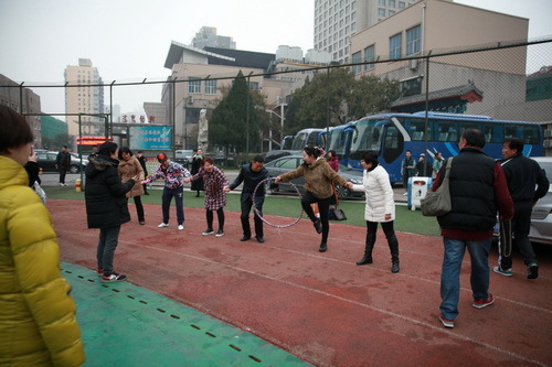 14智传呼啦圈_调整大小