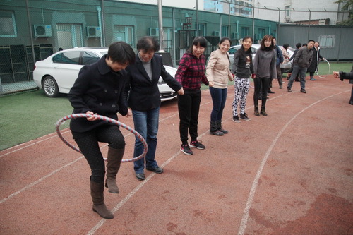 13智传呼啦圈_调整大小