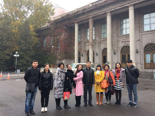 我院参加培训的获奖代表_调整大小