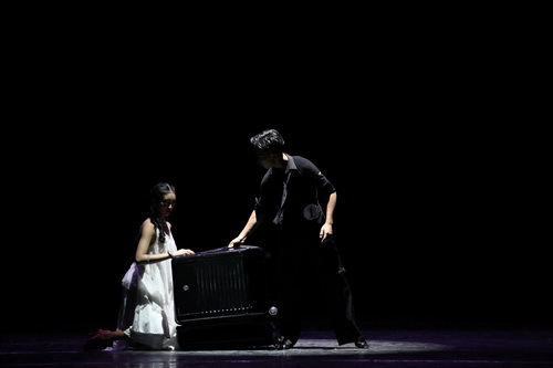 1国标舞艺术表演舞比赛_调整大小