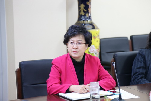 1会议由学院党委副书记、工会主席毕兆炜主持_调整大小