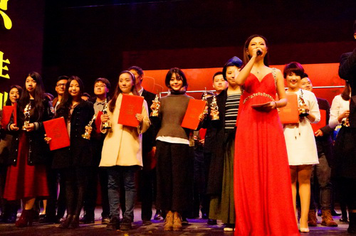 7颁奖现场_调整大小