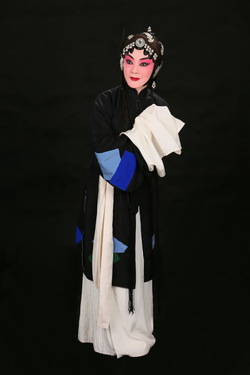 《生死恨》_调整大小